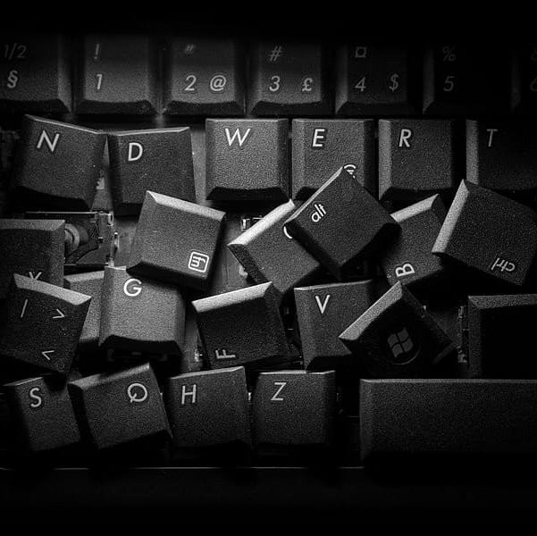 Як замінити клавіші на ноутбуці? - фото